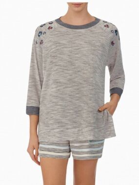 Secret Treasures grey flowers Women's Raglan Sleeve Sleep Top M
